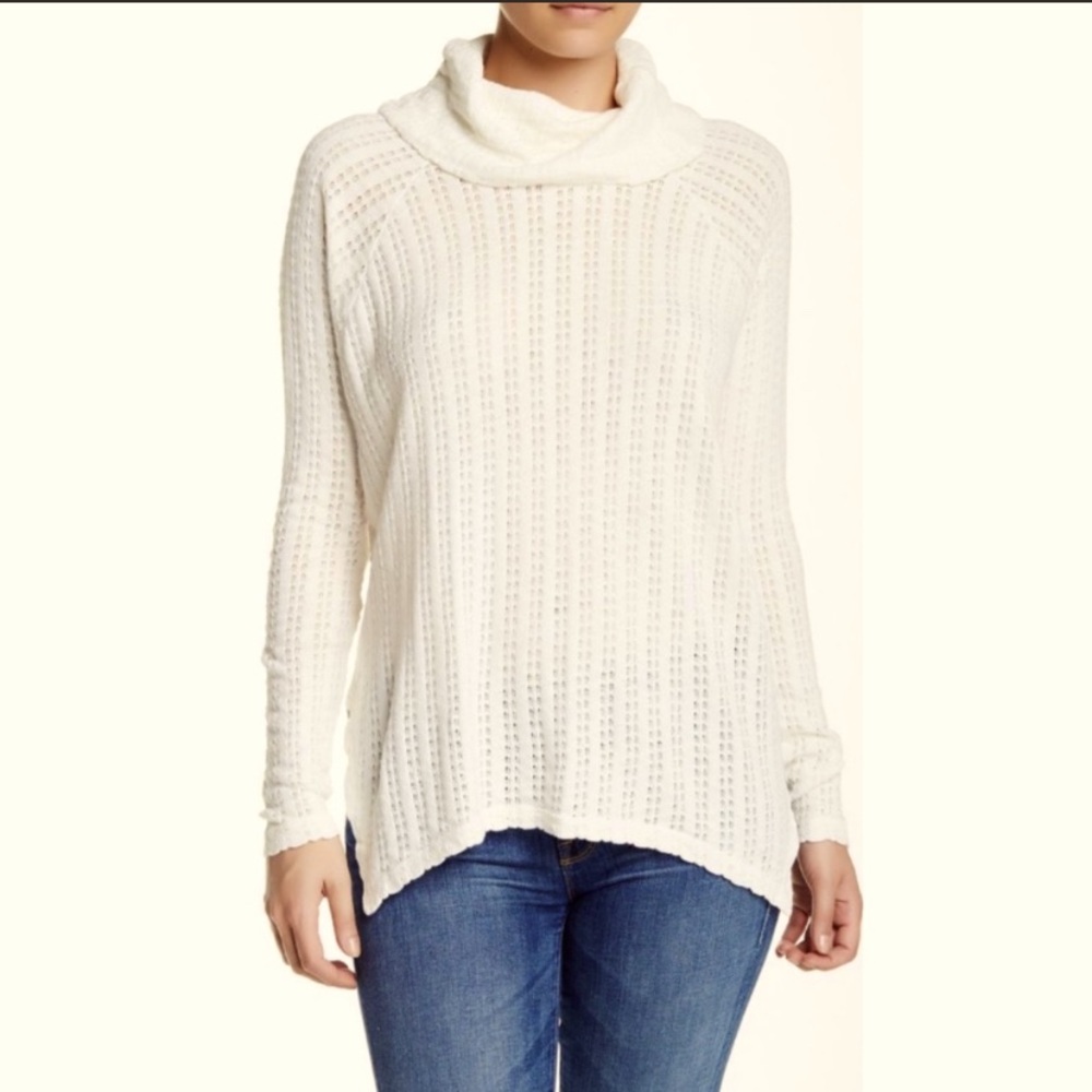 Velvet Graham & Spencer thermal top white ivory M